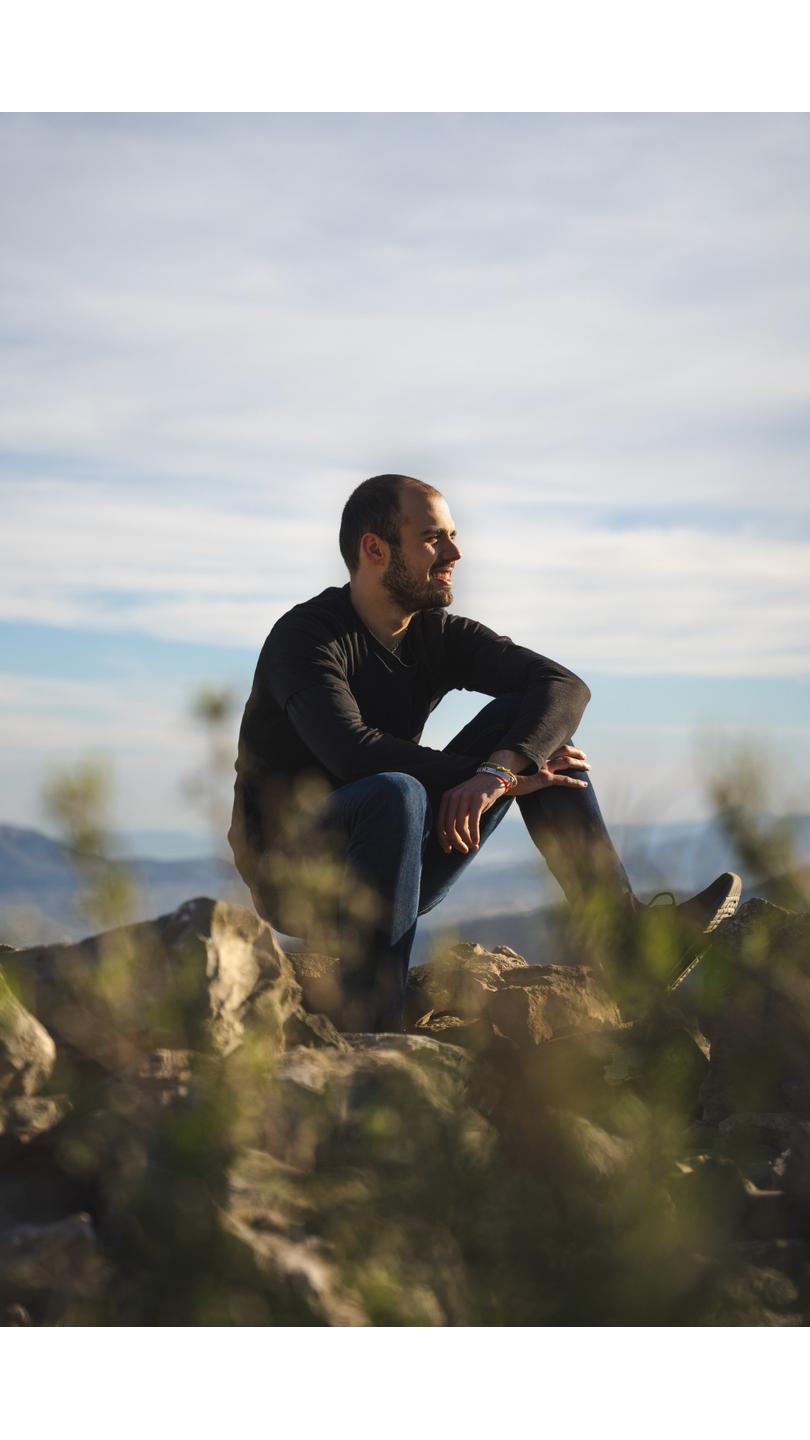 Jānis Kalniņš, Content and Editor